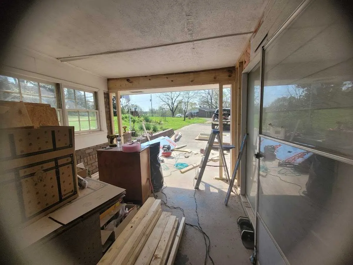 Air movers and dehumidifier for Drying & Dehumidification in Pleasant Garden